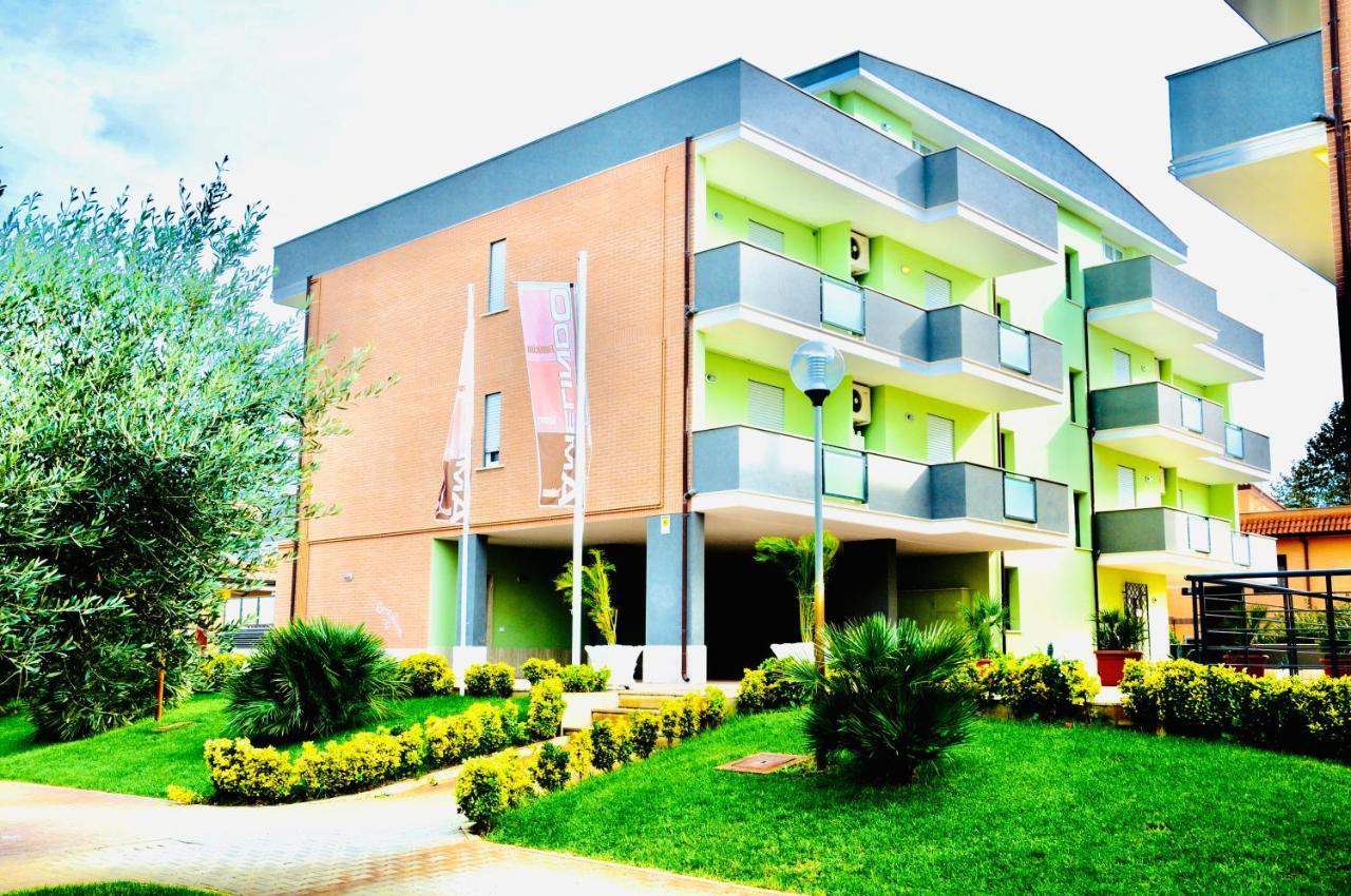 Isa Residence Fiumicino Airport Bagian luar foto